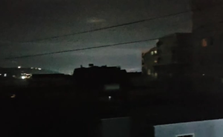 OSHEE ndërpret energjinë elektrike, Vora dhe Bërxulla zhyten në errësirë