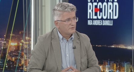 Paralajmërimi i Agron Gjekmarkajt: Ora e opozitës po troket, por zgjohuni herët që ta dëgjoni