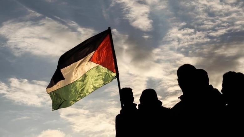 Pas Francës, 5 vende të tjera njohin shtetin e Palestinës