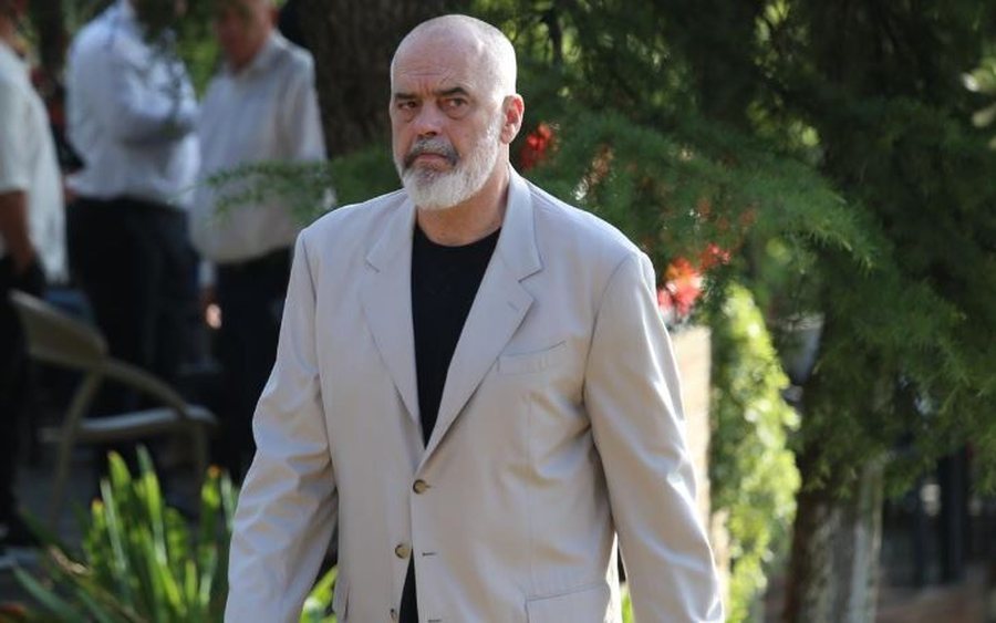 Pas heqjes së tendave, Rama paralajmëron një tjetër aksion: Tani rradhën e kanë…