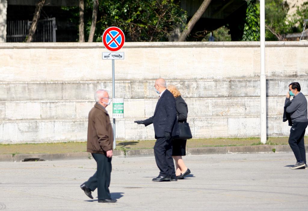 Pensionistët rikthehen në tregun e punës, INSTAT: Mbi 120 mijë aktivë në 2024, më shumë se të rinjtë