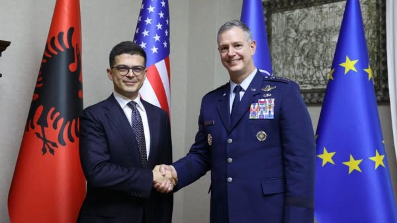 Pirro Vengu takim me Komandantin Suprem të Aleancës ne Europë: Biseduam për investimet që Shqipëria po ndërmerr për të rritur kapacitet mbrojtëse