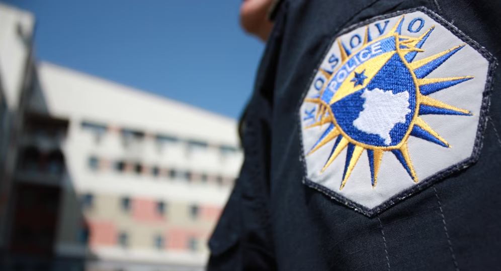 Policia kryen bastisje në objektin e KRU “Gjakova” dhe në shtëpinë e kryeshefit të saj