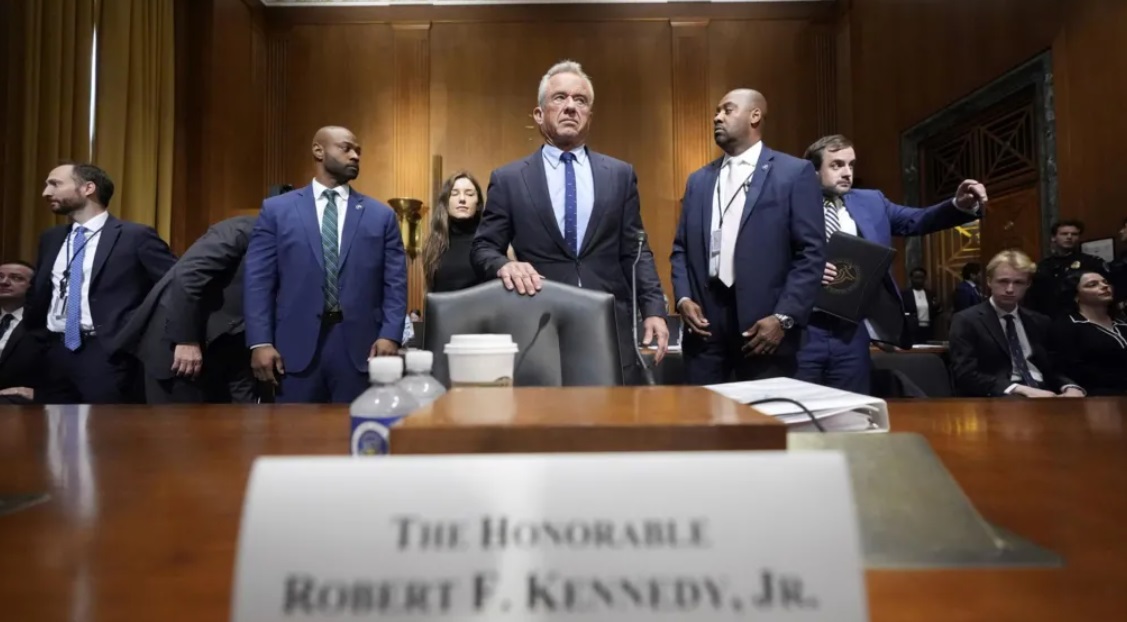 Pse bota po e ndjek me vëmendje përplasjen e Kennedy me agjencinë amerikane të shëndetit