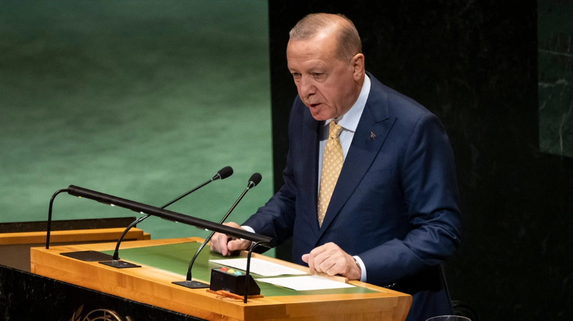 Pse Erdoganit iu fik mikrofoni gjatë fjalimit në OKB?