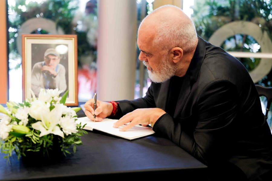 Rama dhe Berisha homazhe në nder të Dhimitër Anagnostit