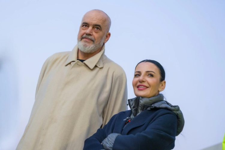 “Rama do t’ia heqë pushtetin shumë shpejt Ballukut”/ Reagon ashpër gazetari: Teatri i dytë i Edit, kanë përplasje…