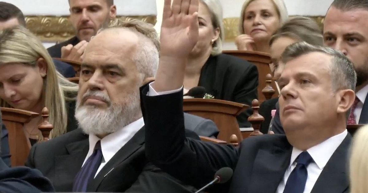 Rama ‘flet’ me Diellën dhe thumbon Berishën: Humbës nuk është kush rrëzohet…