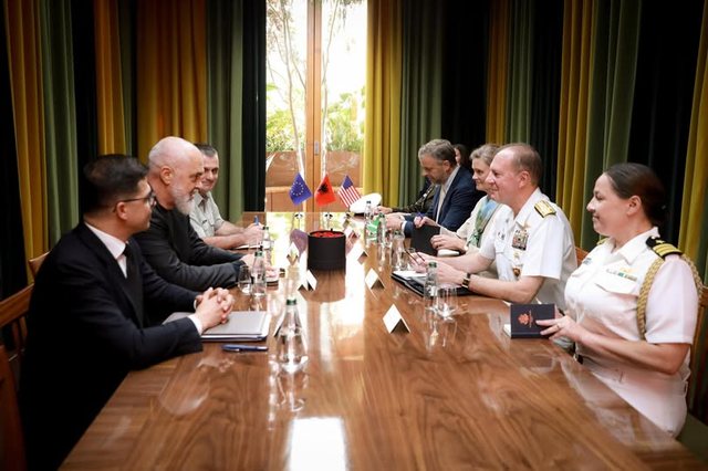 Rama takohet me Admiralin amerikan, Ambasada e SHBA-së: Ja cili ishte fokusi i diskutimit