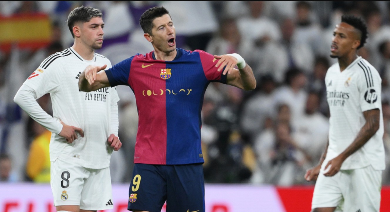 Real Madrid dhe Barcelona nisin që tani betejën për të transferuar falas yllin anglez