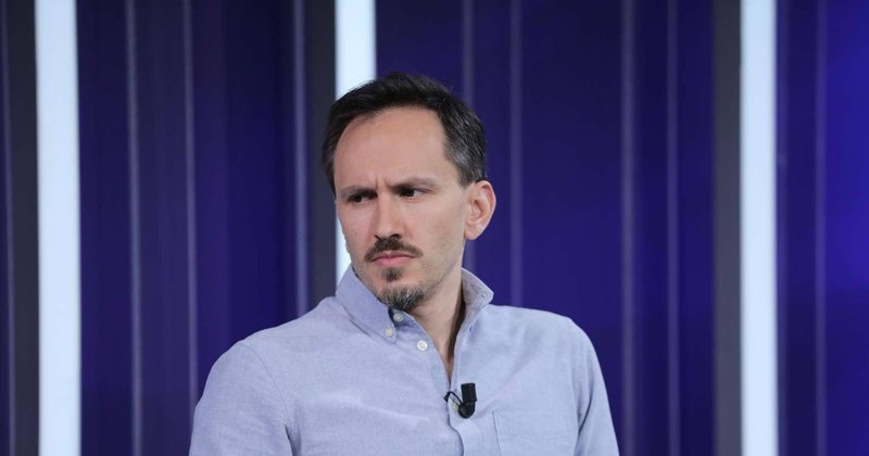 Redi Muçi lë të hapur kandidimin për Tiranën: Qori mund të marrë mandatin e deputetit