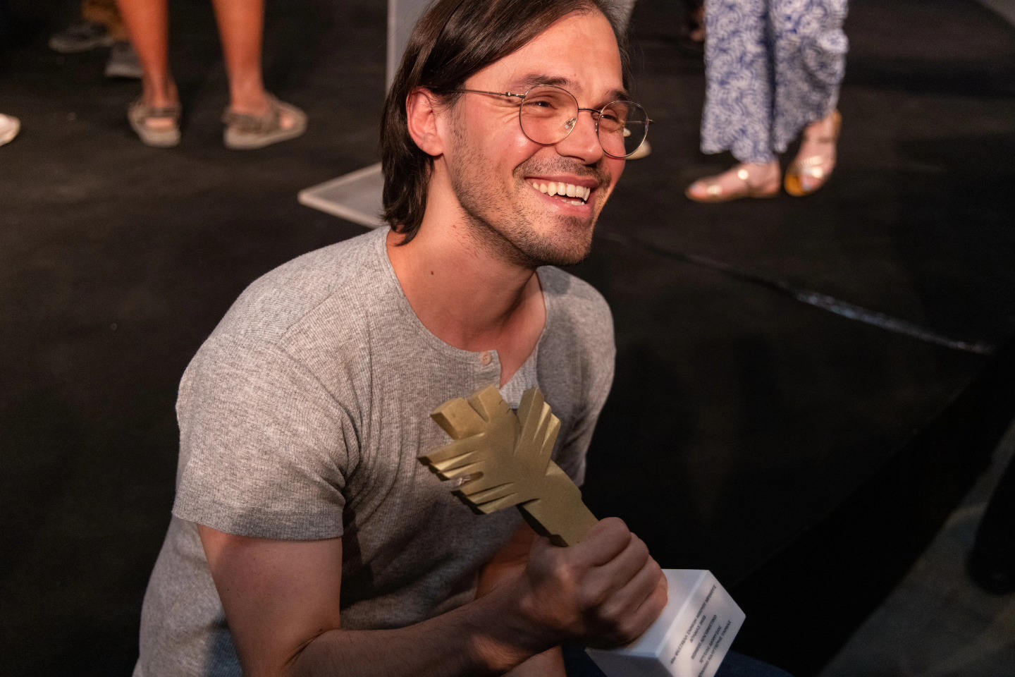 Regjisori dhe skenaristi shqiptar fiton çmim në Festivalin e 48-të të filmit në Greqi