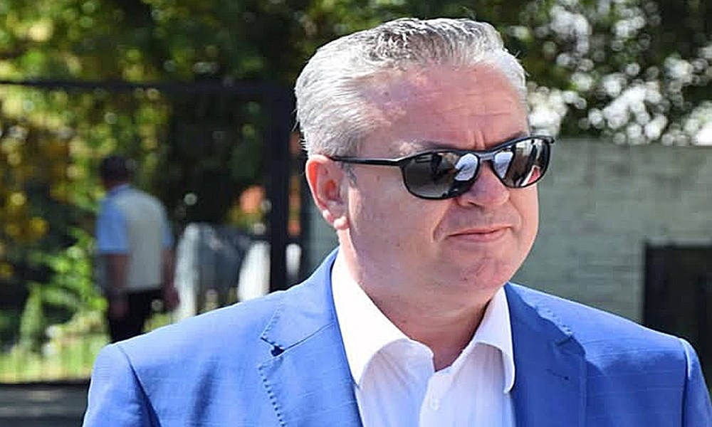 ‘Revolucioni fillon më 16 shtator nga ‘të mëdhenjtë’ e heshtur, debila dhe servila’