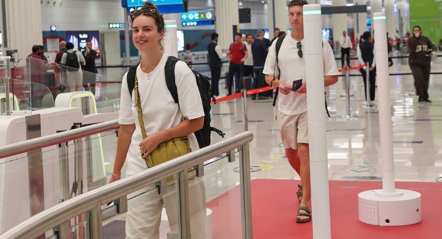 Risia në Dubai, “korridori i tapetit të kuq”, kontrolli ne aeroporte nga Inteligjencë Artificiale