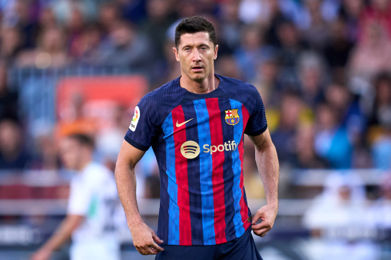 Robert Lewandowski ka vendosur: Nuk do të rinovoj me Barcelonën në fund të sezonit