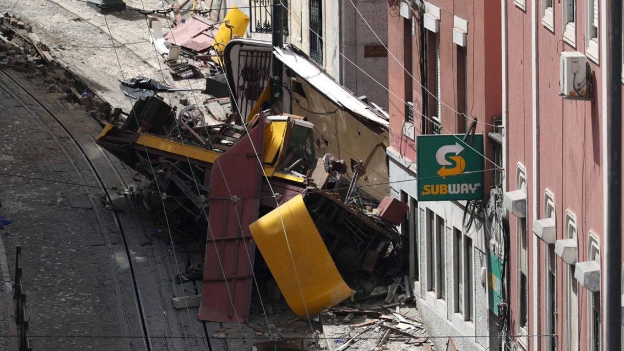 Rrëzohet vagoni i teleferikut në Lisbonë, dëshmitarët: Ishte si një shpërthim