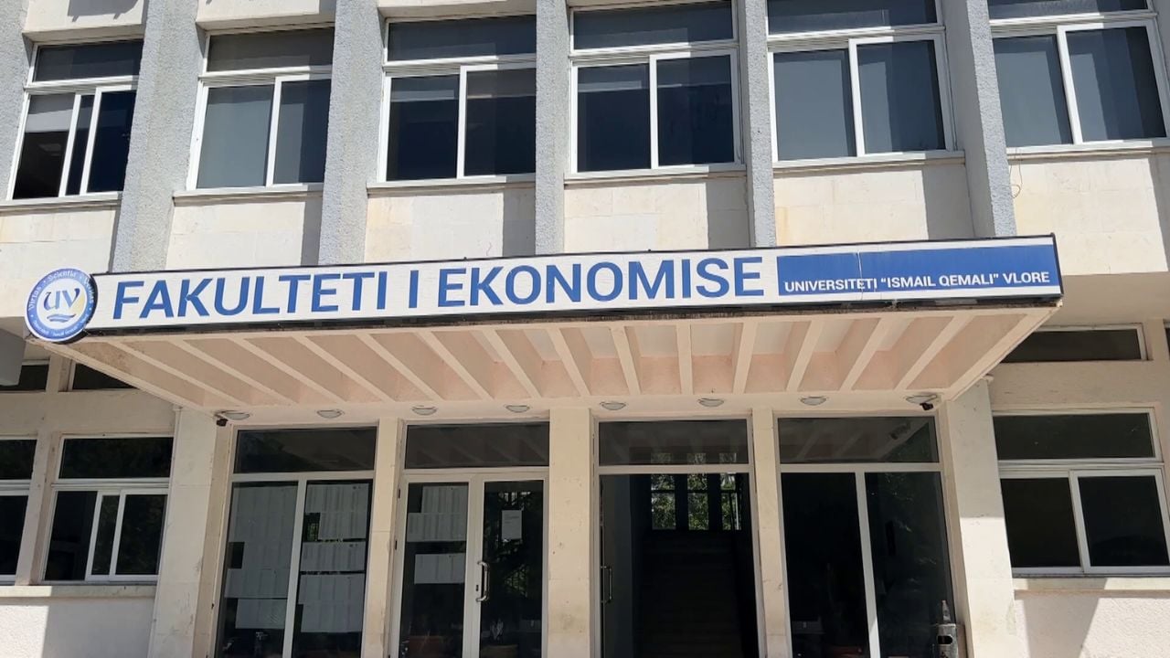 Rriten kërkesat për arsimin e lartë në Vlorë, 10% më shumë regjistrime. Risi dhe bashkëpunim me universitetin e Barit