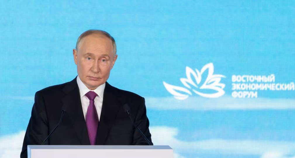 Rusia vazhdon sulmet, Putin kërcënon: Çdo ushtar i huaj në Ukrainë do të jetë një objektiv legjitim