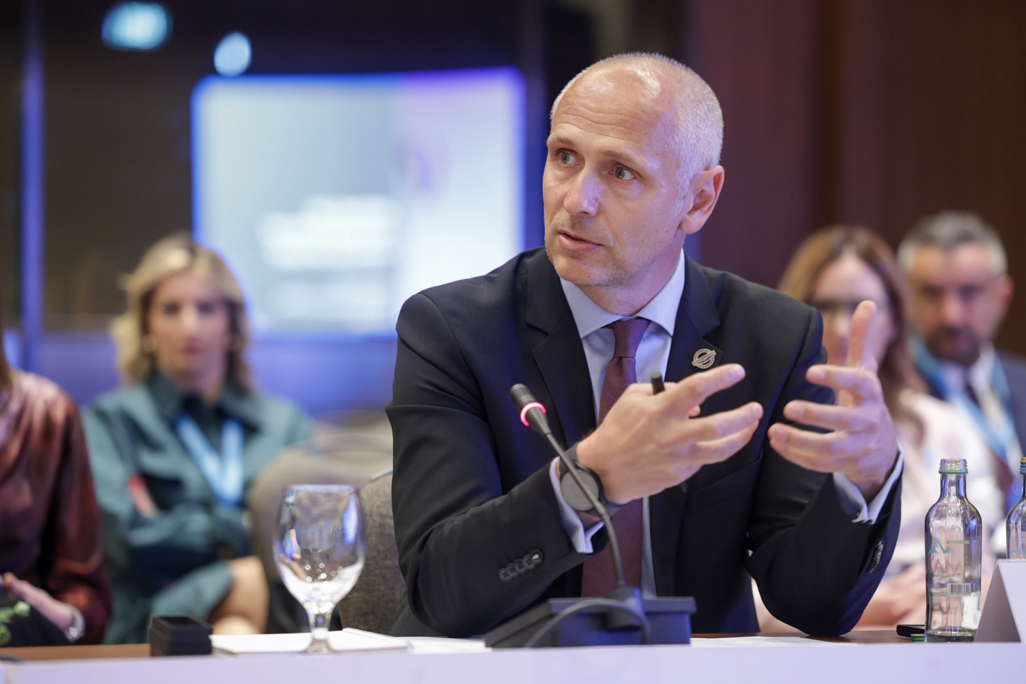 Sekretari i Përgjithshëm i RCC thekson rëndësinë e bashkëpunimit dhe besimit në Forumin e Lidhjes në Tiranë 2025