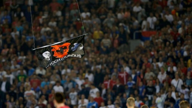 Serbia “goditet” para Shqipërisë/ Rivalët tanë humbasin mbrojtësin e tretë për duelin e tetorit