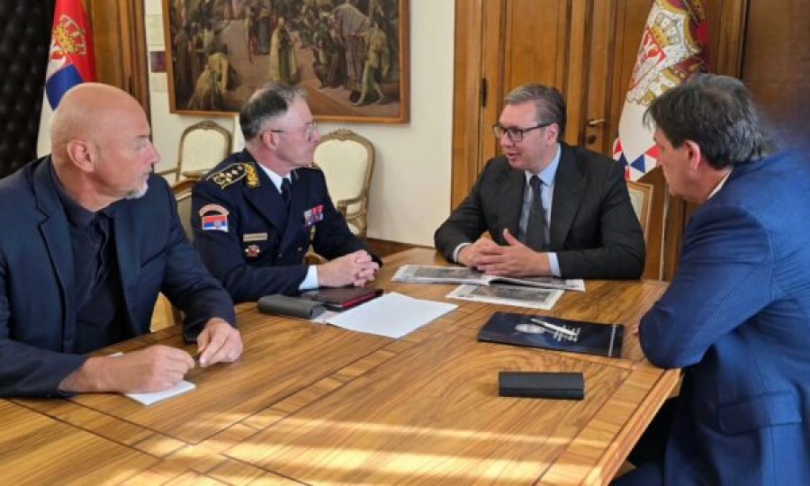 Serbia në protesta, Vuçiq thotë se të shtunën mbahet parada e ushtrisë, a u inspirua në Kinë?