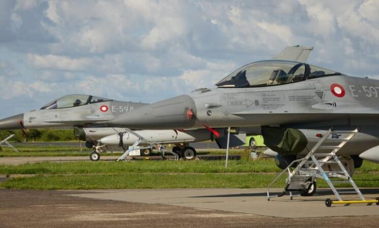 Sërish dronë të huaj mbi Danimarkë, autoritetet në alarm, mbyllin përkohësisht dy aeroporte