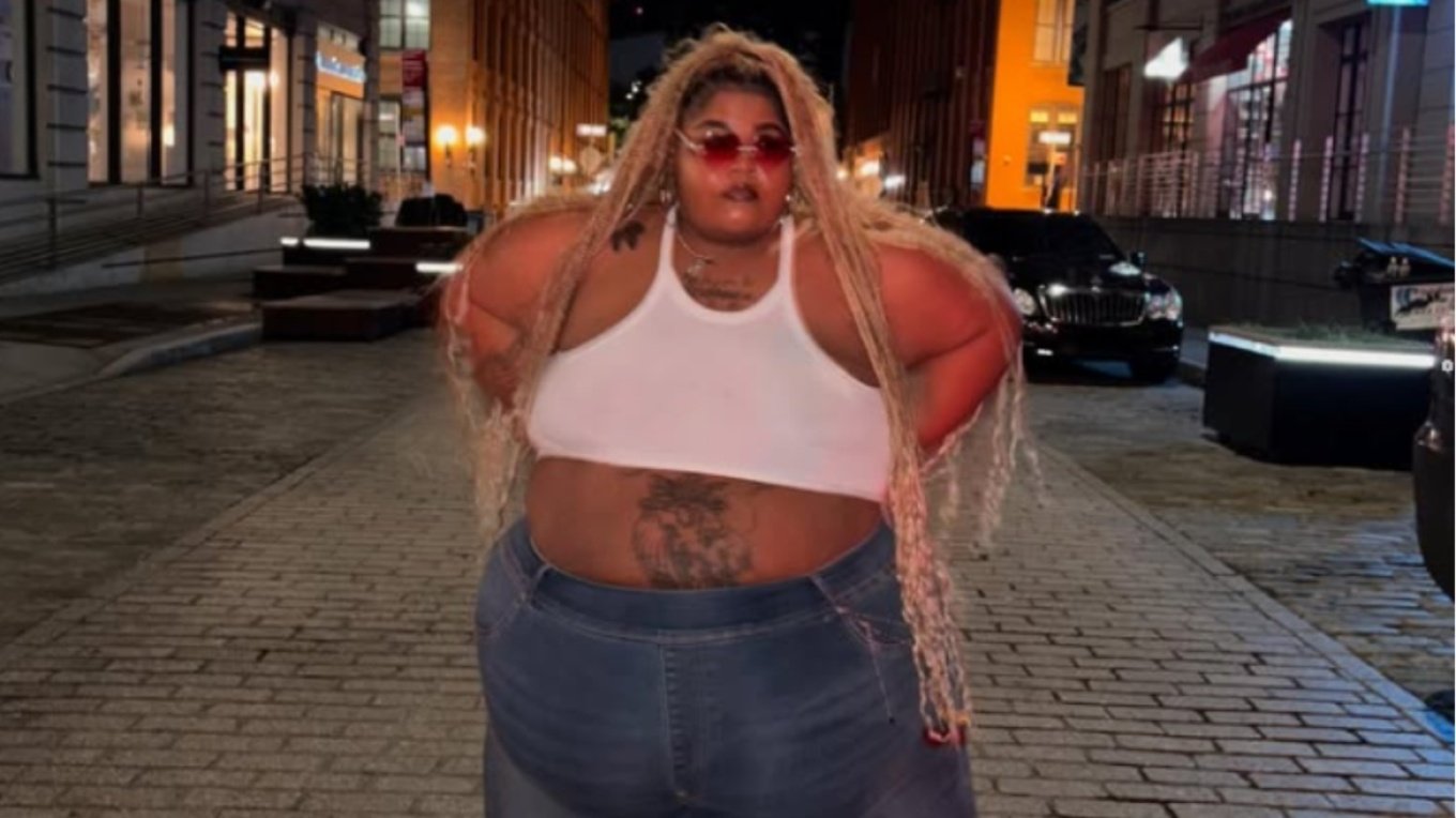 SHBA/ Shoferi refuzoi ta transportonte për shkak të peshës së saj, reperja ngre padi kundër taksistit