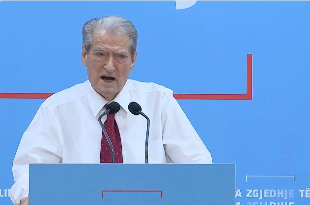 Sherri tek “Shefqet Ndroqi”, Berisha: Krimineli që goditi me thikë infermierin ishte patronazhist dhe i droguar!