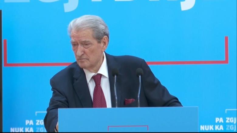 “Shikoni veten në pasqyrë”, avokati i ashpër me opozitën: Berisha shkon 85 vjeç, ju thoni do bëhet kryeministër