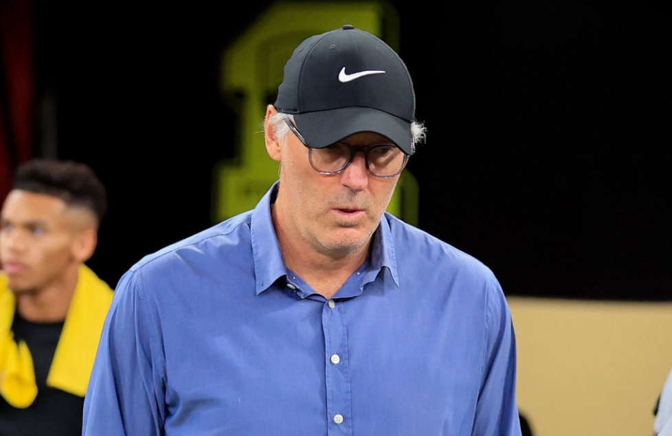 Shkarkohet Laurent Blanc dhe kthehet Mario Mitaj, shqiptari e ka besimin e trajnerit të ri