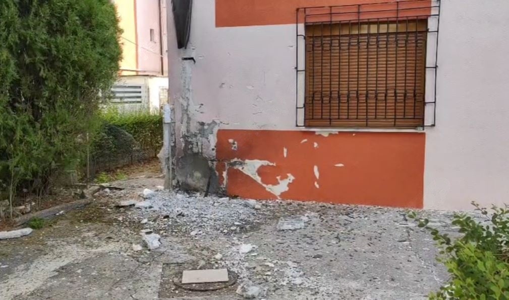 Shpërthim me tritol në banesën e Klea Gjatës, e dashura e të dënuarit përjetë Laert Haxhiu