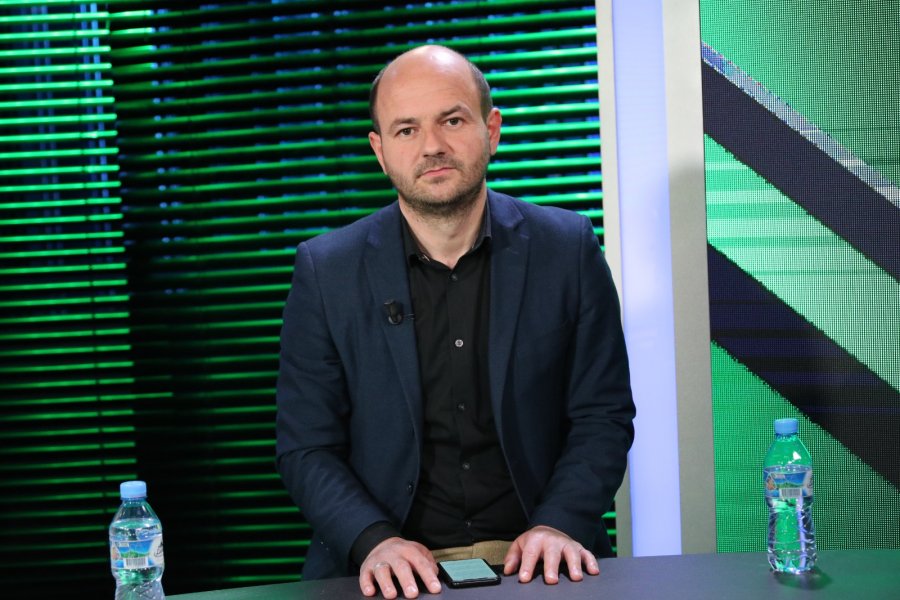 Silva Caka ikën me Ramën/ Ironia e gazetarit: Fjalë në tokë s’i bie zv.ministres së Brendshme