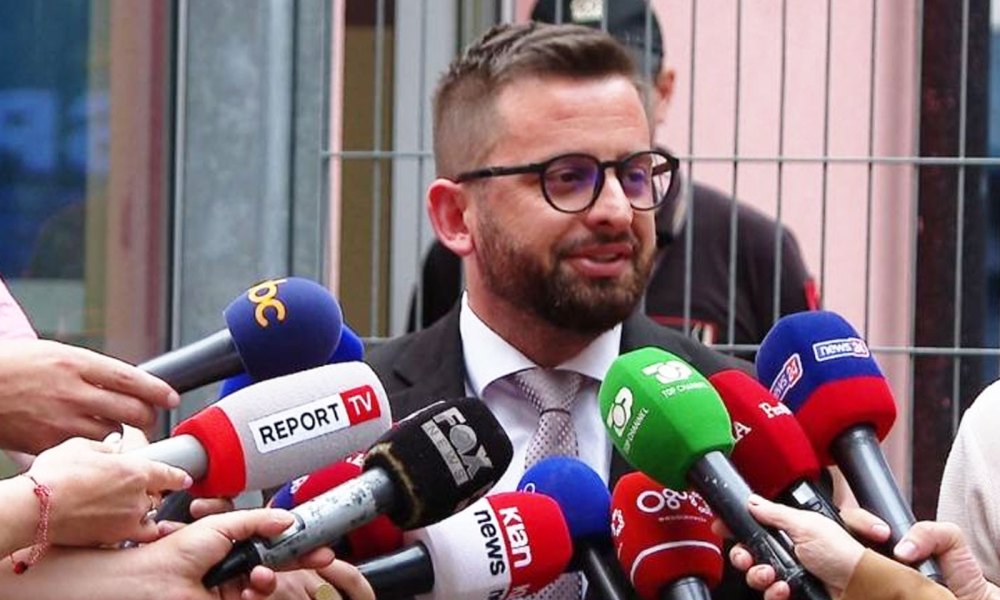 SPAK merr të pandehur kryebashkiakun e Ersekës, Erion Isai