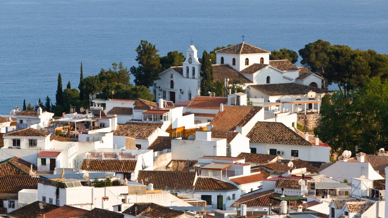 Spanja heq mbi 50.000 shtëpi pushimi nga platformat online: Po prishin tregun