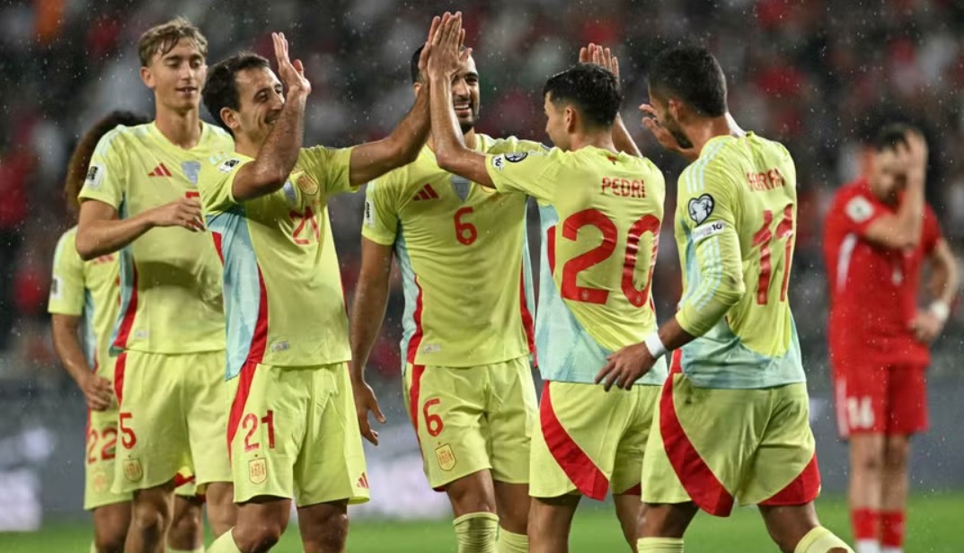 Spanja luan tenis ndaj Turqisë, Wirtz hesht kritikët me supergolin e tij. Belgjika dhe Polonia bëjnë detyrën në shtëpi