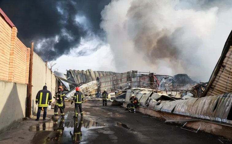 Sulm me dron rus në Dnipro të Ukrainës, një viktimë dhe dhjetëra të plagosur