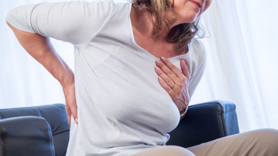 Sulmet në zemër tek gratë e reja, shpesh diagnostikohen gabim