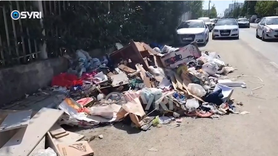SYRI TV/ Durrësi mes plehrave pas përmbytjeve, trotuaret të bllokuara nga mbetjet urbane