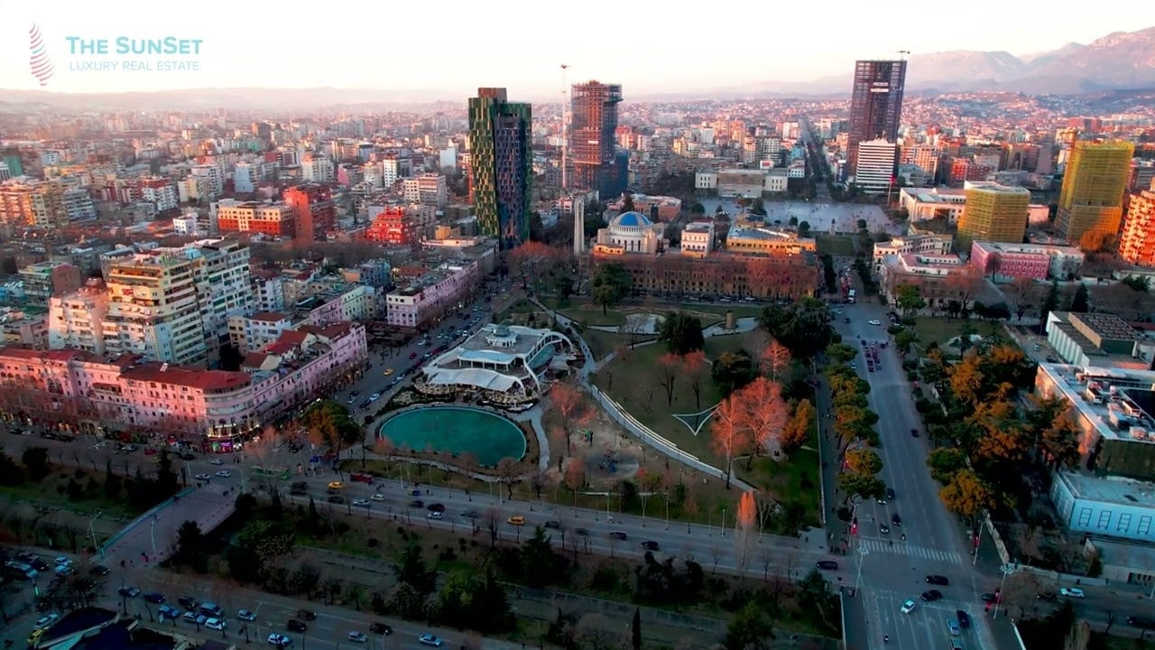 Të huajt, 760 milionë euro investime/ Pronat në plan të parë, dominojnë italianët dhe turqit