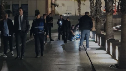 “Të marr peng”, Berisha: Gazetari u kërcënua nga djali i tezes së Ballukut