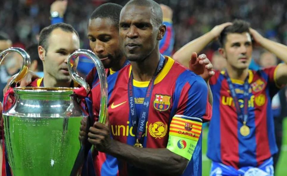 “Të merremi me gjëra që vlejnë”, ish-lojtari i Barcelonës reagon pas lajmeve për vdekjen e tij