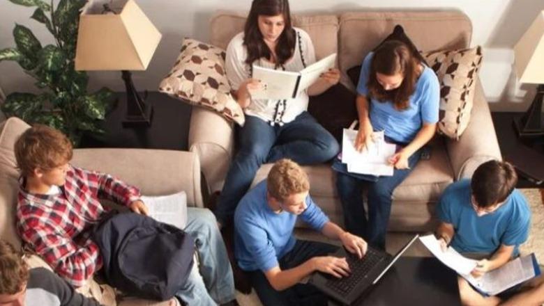 Të rinjtë shqiptarë renditen të dytët në Europë për mbipopullimin e banesave