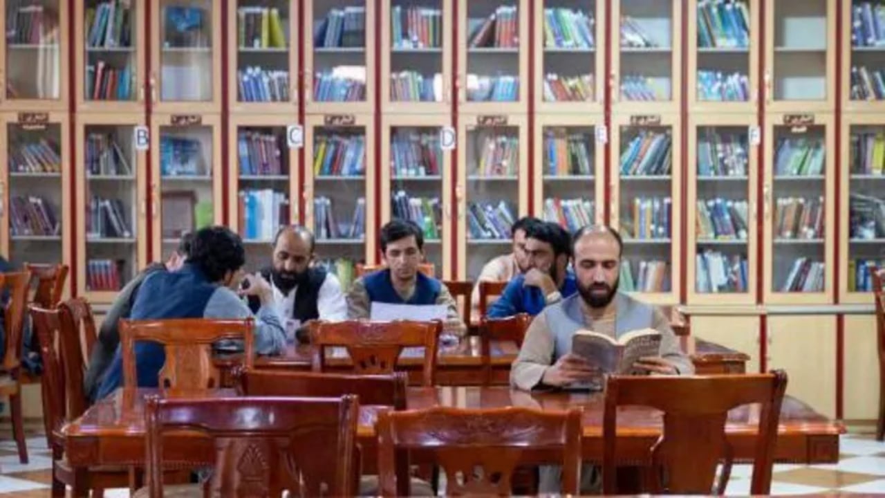 Të tjera masa shtrënguese në Afganistan, talibanët ndalojnë librat e shkruar nga gratë në universitetet afgane