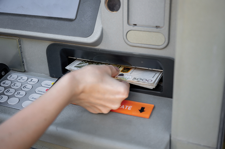 Të vërtetat rreth komisioneve të ATM-ve