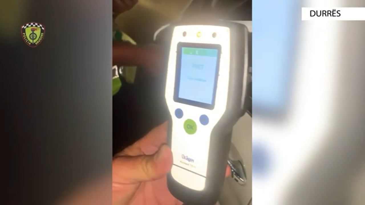 Tentoi të korruptonte punonjësin e Policisë Rrugore pasi u kap i dehur në timon, pranga 55-vjeçarit në Durrës