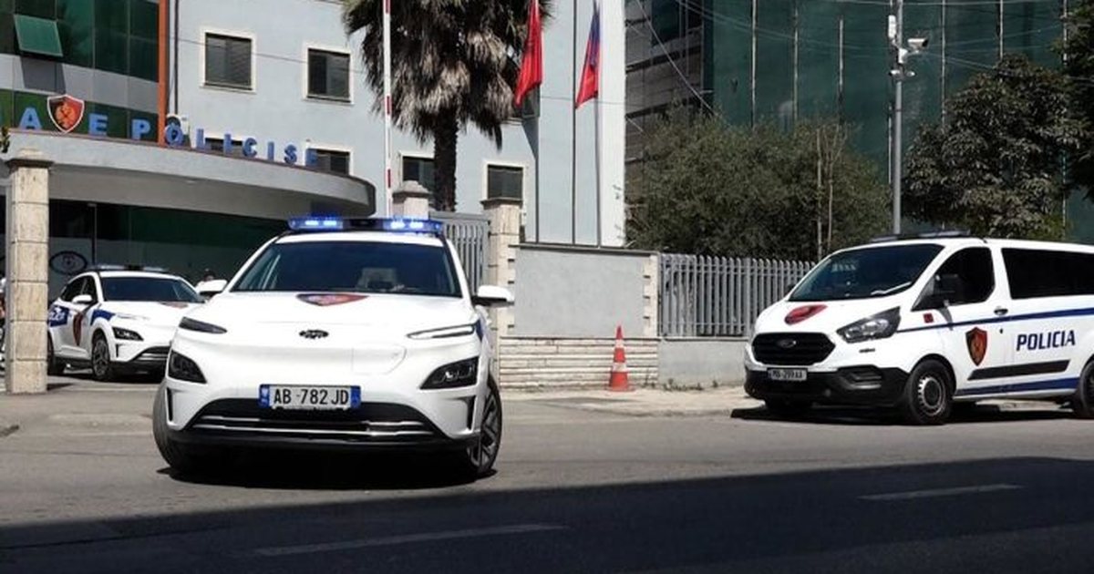 Tentoi të vriste 55-vjeçarin duke e përplasur me makinë, në kërkim shoferi (EMRAT)