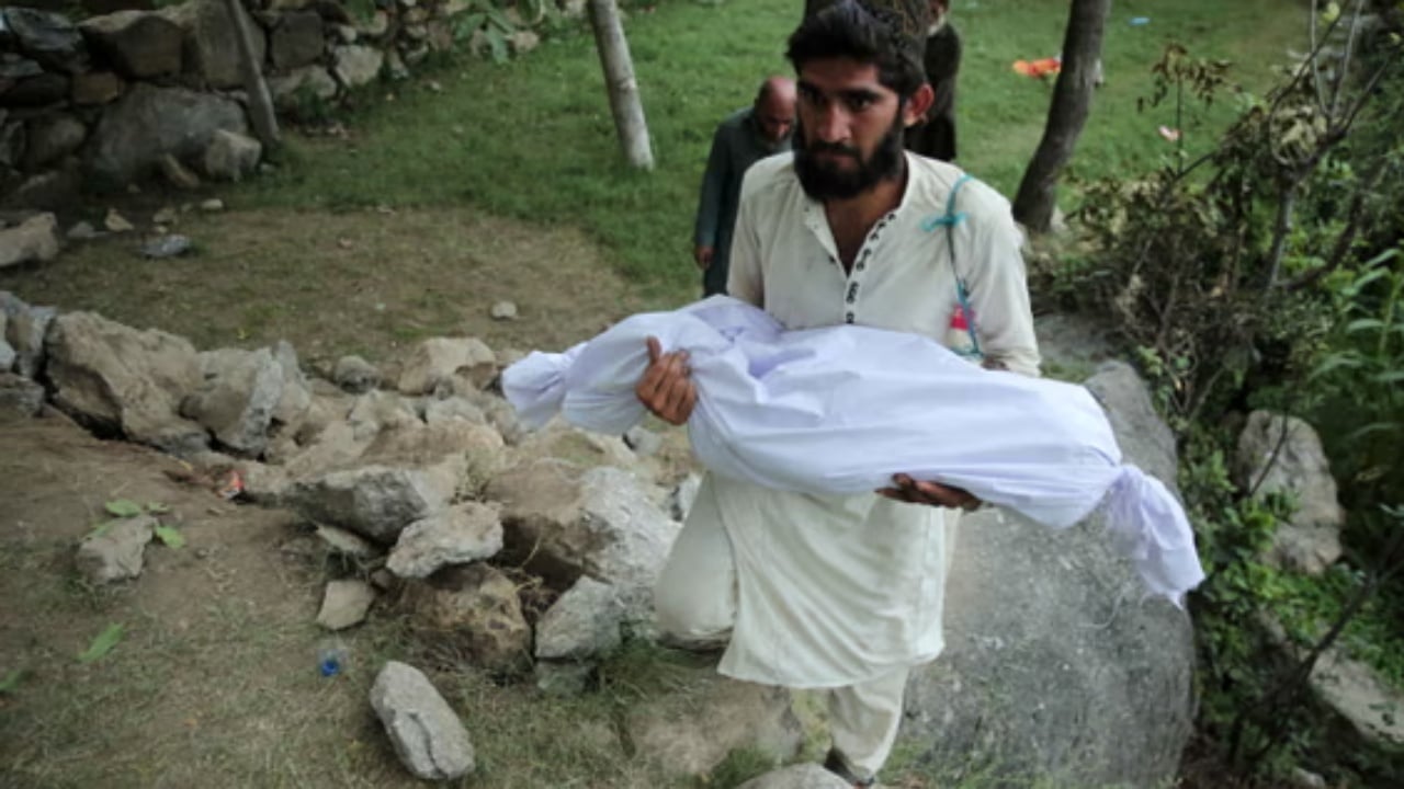 Thellohet bilanci tragjik në Afganistan, shkon në 1400 numri i njerëzve të vrarë nga tërmeti shkatërrues. Talebanët bëjnë thirrje për ndihmë