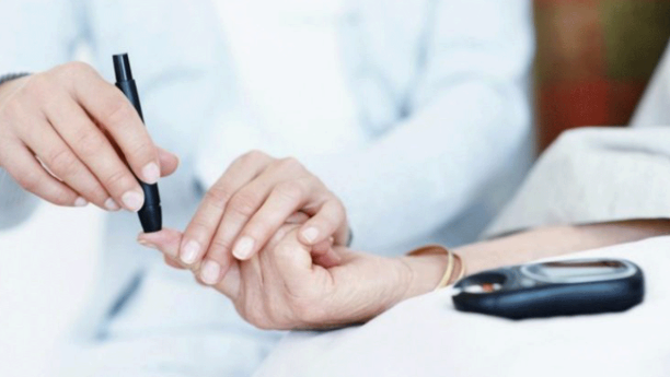 Tre vitamina që njerëzit me diabet duhet t’i shmangin kategorikisht