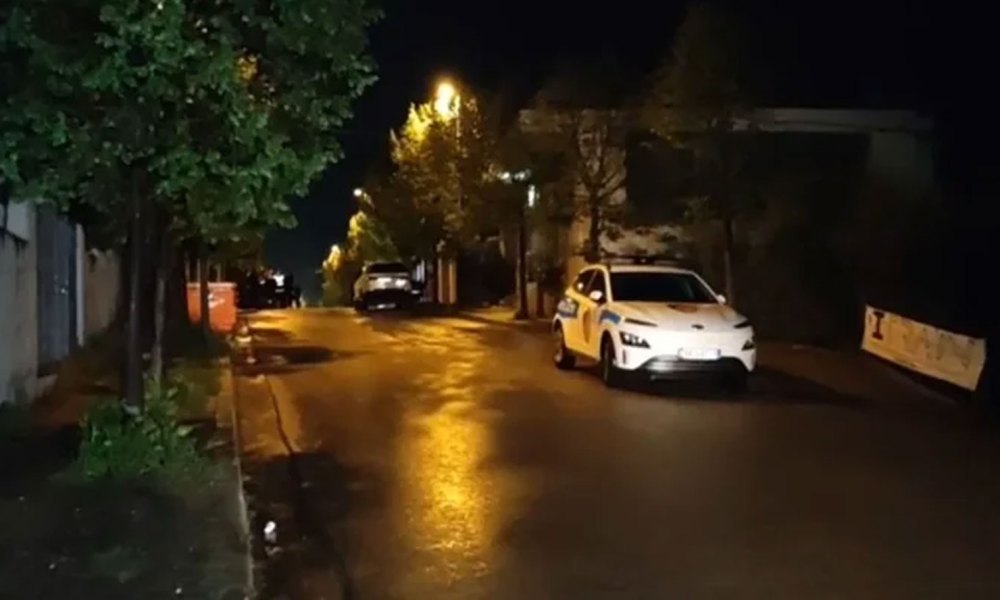 Tritol hotelit “Pameba” të vëllait të Vangjush Dakos në Durrës, panikosen turistët