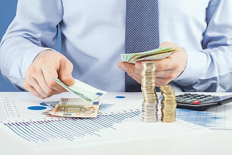 Turizmi në vend, bankat derdhin miliarda për bujtina, marina dhe hotele